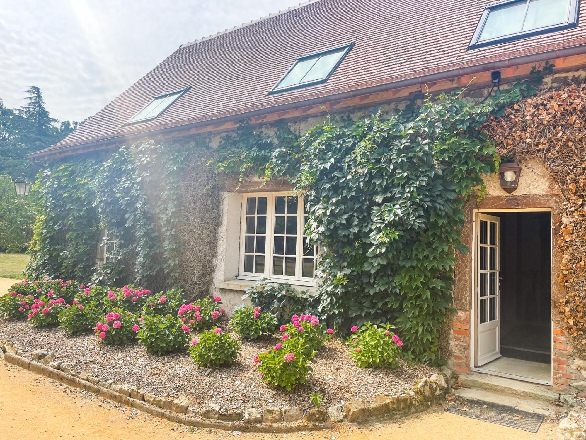 Domaine De Charnay - Charme Et Confort Dans Un Environnement D'Exception Vierzon Exterior foto